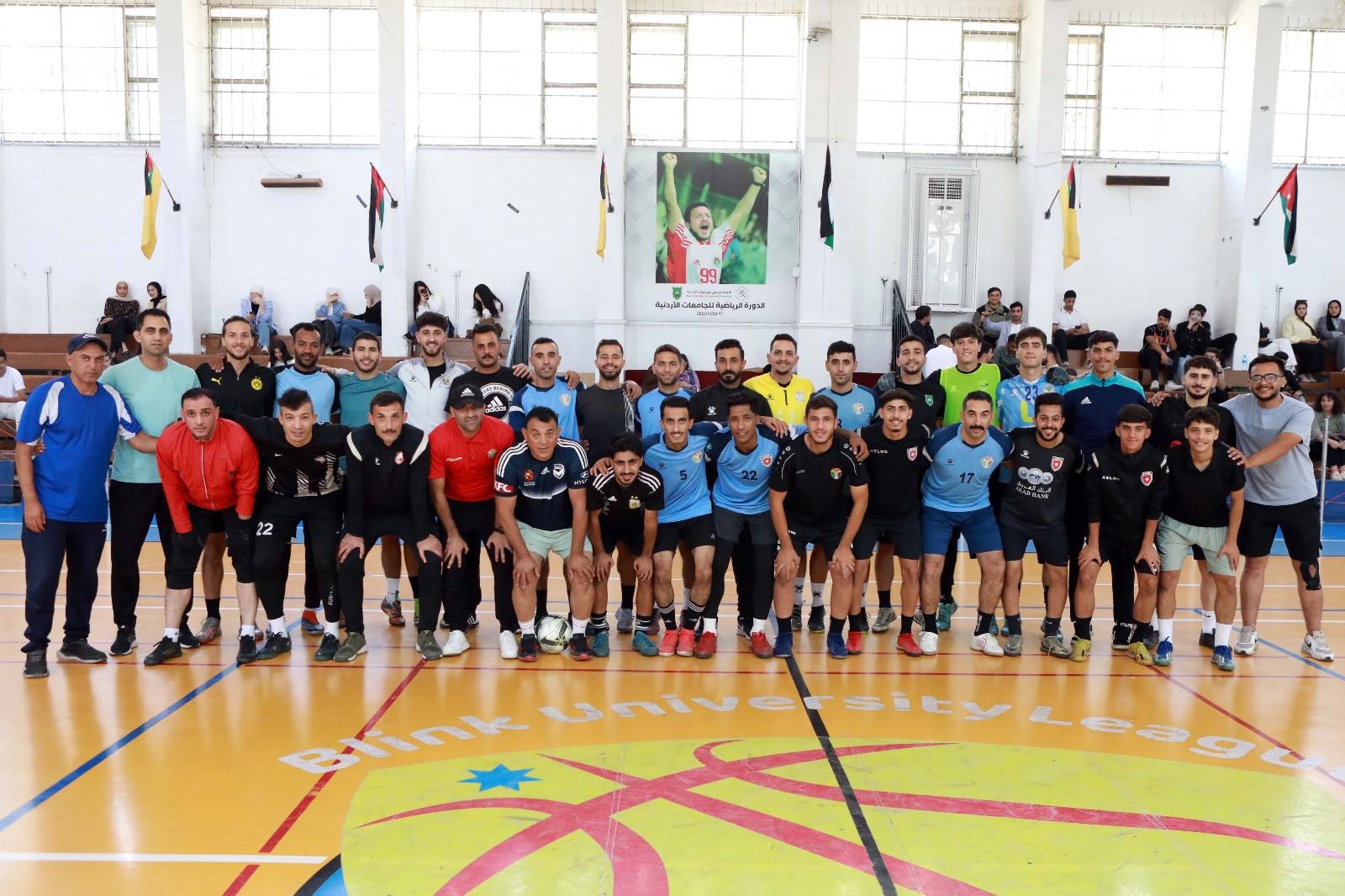 /PhotoGallery/فريق الجامعة الأردنية يتفوق على فريق الأمن الدبلوماسي في مباراة ودية.jpg